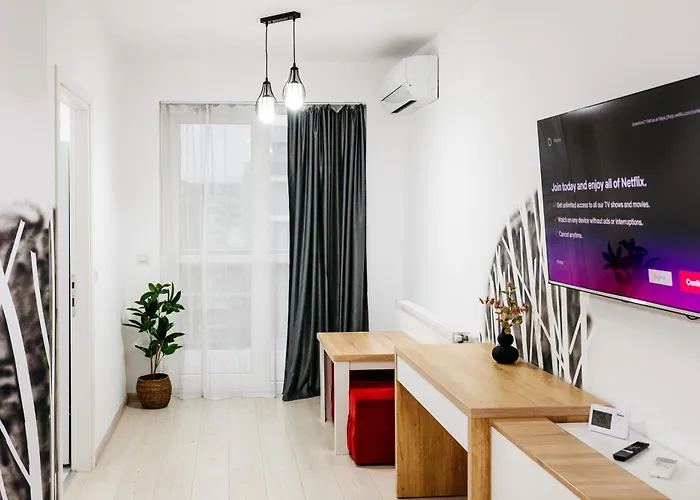 Premium Skyline Studio With Free Parking & Panoramic View Bucureşti