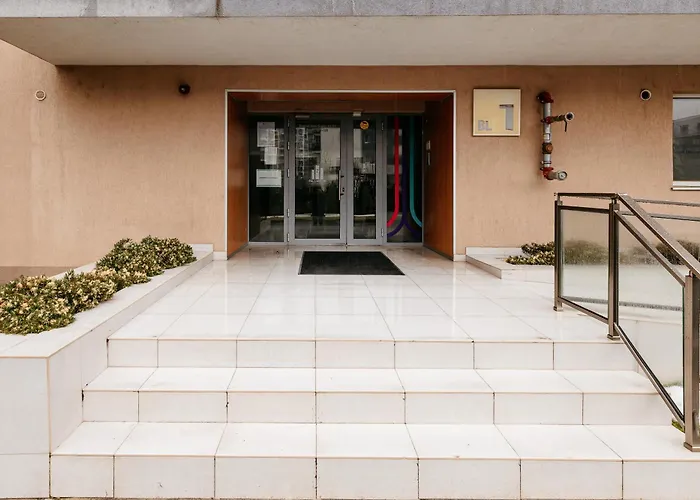 Premium Skyline Studio With Free Parking & Panoramic View Bucureşti