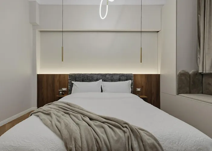 Poem Apartment Bucureşti