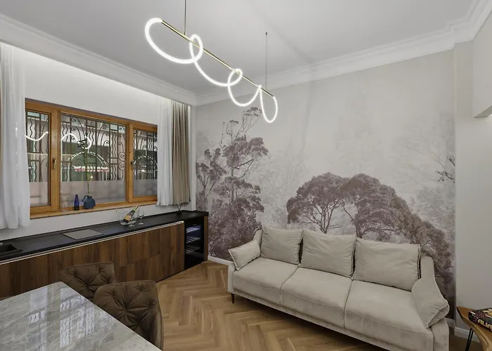 Poem Apartment Bucureşti