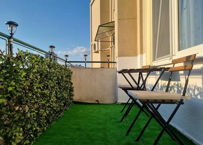 Golden Studio- Panoramic View With Terrace Bucureşti