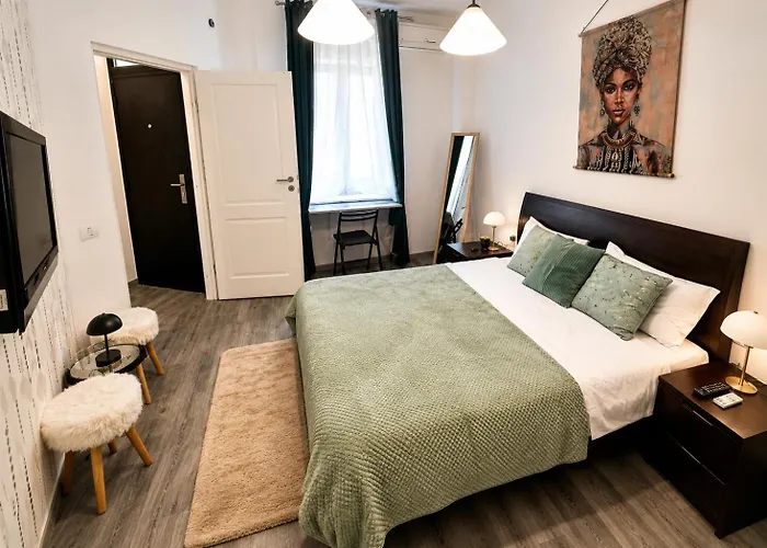 TANTRA Studio 3 FILIPESCU Bucureşti