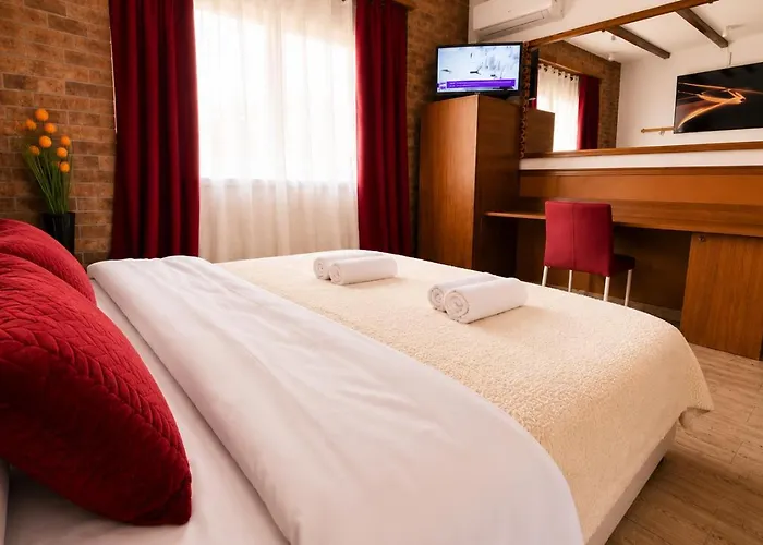 Tantra Studio 7 Nacu Universitate Bucureşti
