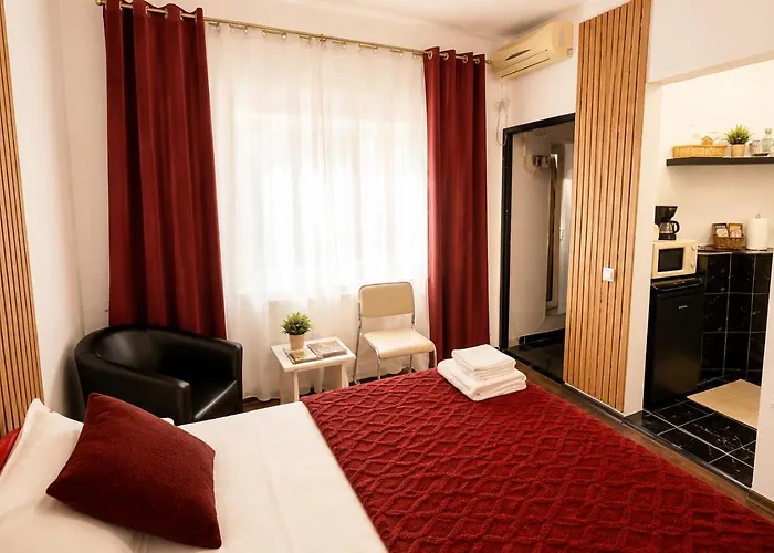Tantra Studio 6 Queen Filipescu Bucureşti