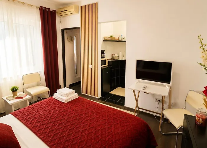 Tantra Studio 6 Queen Filipescu Bucureşti