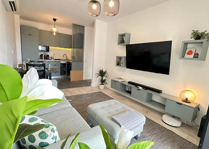 Quiet Modern Apartment Near Romexpo - Balcony Bucureşti