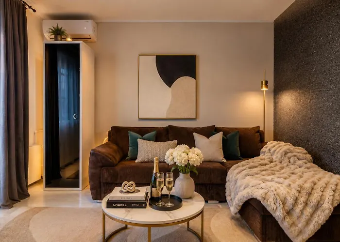 Stylish Monochrome 1Br Apartment In Central Bucureşti