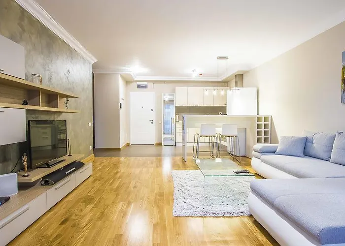 Incity Premium Garden Stay-Central Apartments &Private Terrace Bucureşti