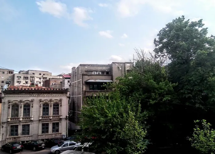 Central Bright Modern Studio Bucureşti