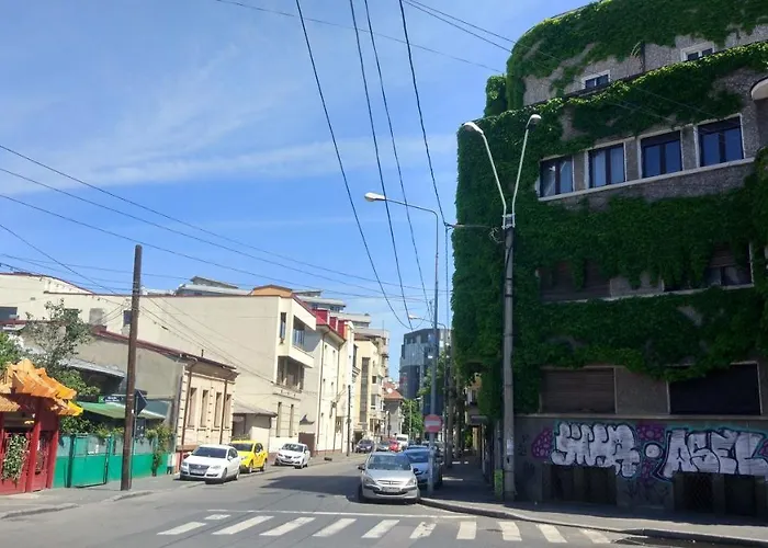 Central Green House Bucureşti